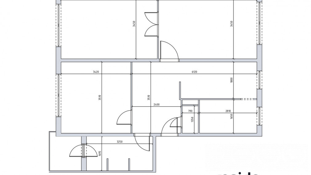 3,5 izbový byt s balkónom v tesnej blízkosti parku Ostredky