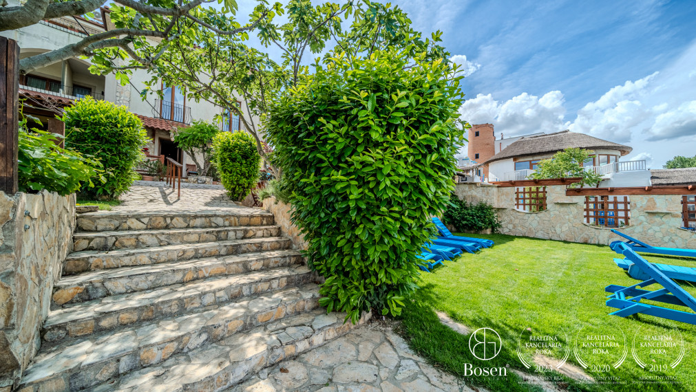 BOSEN | Apartmánový komplex s plážou a wellness, Košariská