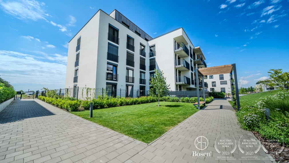 BOSEN | Na prenájom prémiový 3-izbový byt v novostavbe, 86 m², balkón, garáž, Záhorská Bystrica - rezidencie Karpatium.