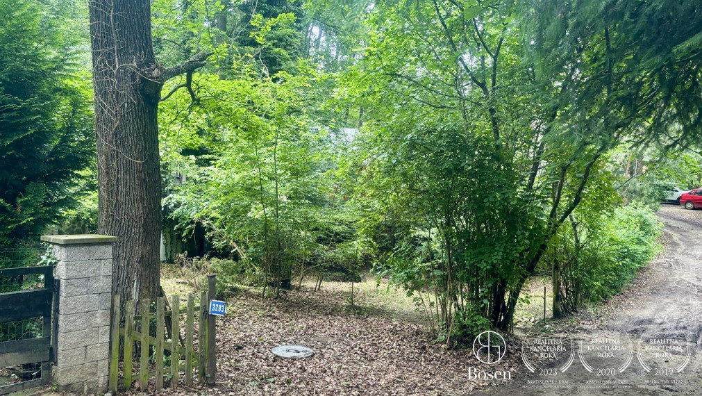 PREDANÉ - BOSEN | Chata s projektom na predaj, Modra