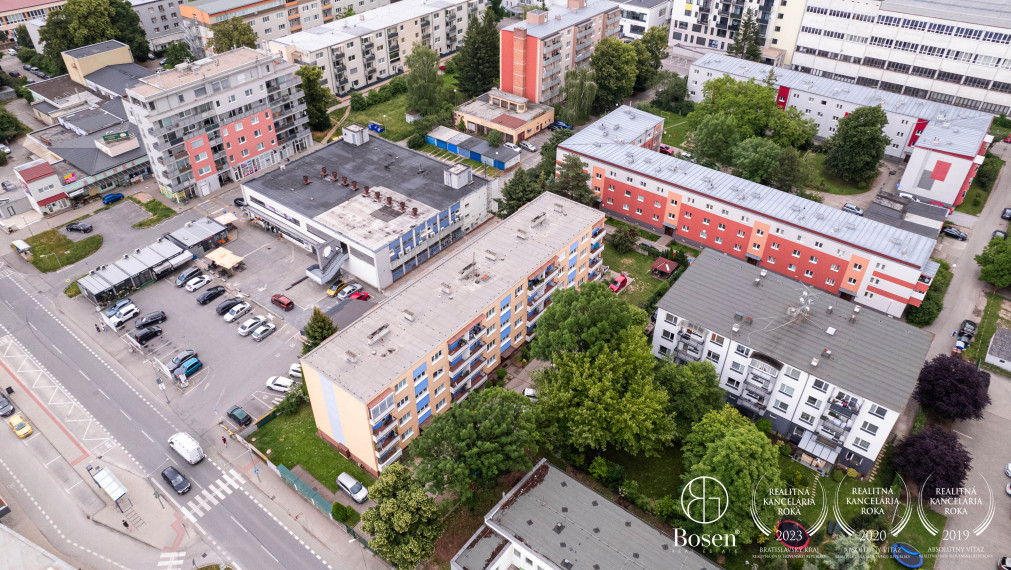 REZERVOVANÉ | BOSEN | Na predaj 3 izbový byt  Zlatovská