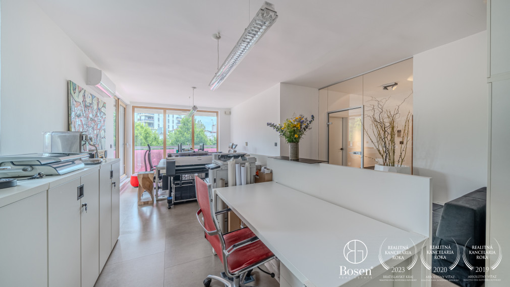 BOSEN | Spacious 3-room apartment in the Cubicon project, 101 m2, Mlynská dolina