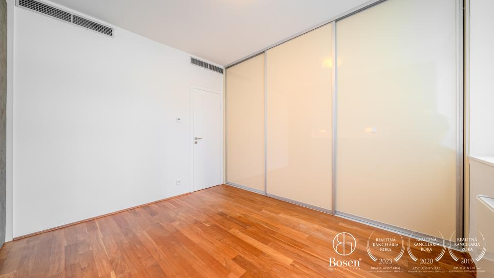 BOSEN | PREDANÉ | 4 izbový byt s výhľadom na Dunaj, 153m2, RIVER PARK