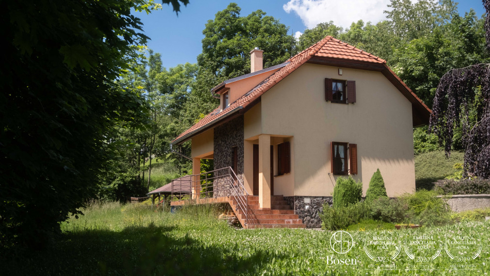 BOSEN | REZERVOVANÉ - Chata pri Evičkinom jazere Štiavnické Bane