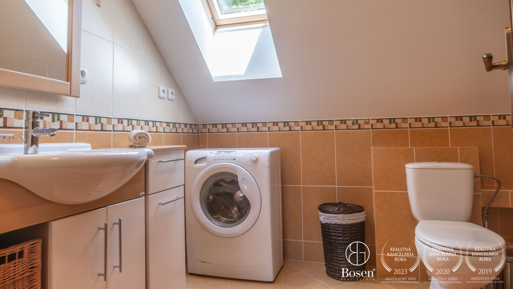 BOSEN | REZERVOVANÉ - Chata pri Evičkinom jazere Štiavnické Bane