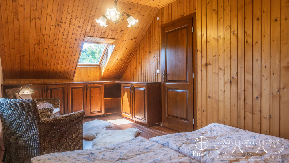 BOSEN | REZERVOVANÉ - Chata pri Evičkinom jazere Štiavnické Bane