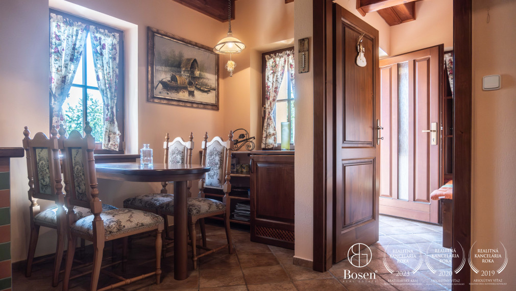 BOSEN | REZERVOVANÉ - Chata pri Evičkinom jazere Štiavnické Bane