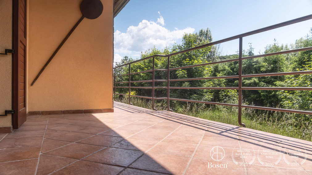 BOSEN | REZERVOVANÉ - Chata pri Evičkinom jazere Štiavnické Bane