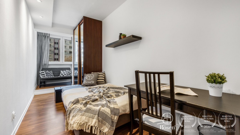 PREDANÉ - BOSEN | Zrekonštruovaný 4 izbový byt s loggiou, 85 m2, Petržalka