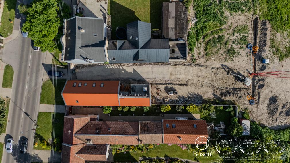 BOSEN | Na predaj:  Pozemok určený na stavbu RD,  Rusovce