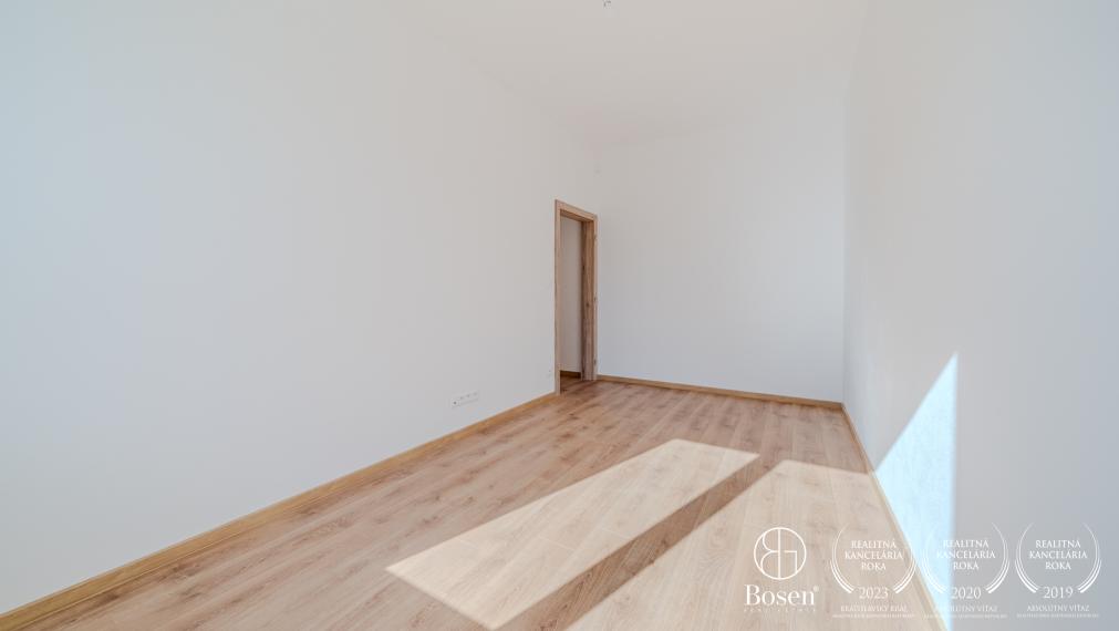 Prenájom- zariadený 4 izbový rodinný dom so záhradou