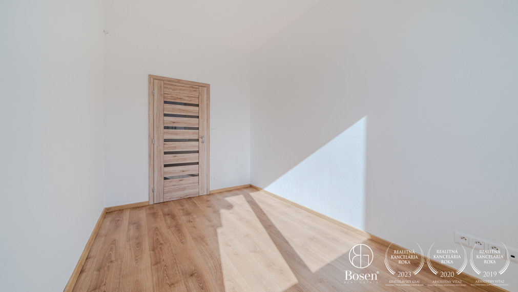 Prenájom- zariadený 4 izbový rodinný dom so záhradou