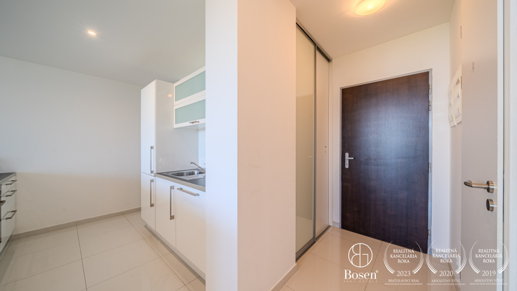 BOSEN | 2 izbový  byt s výhľadom na BA v lokalite Koliba