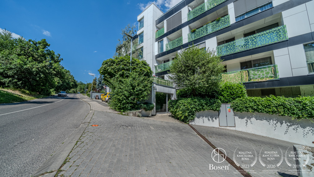 BOSEN | 2 izbový  byt s výhľadom na BA v lokalite Koliba
