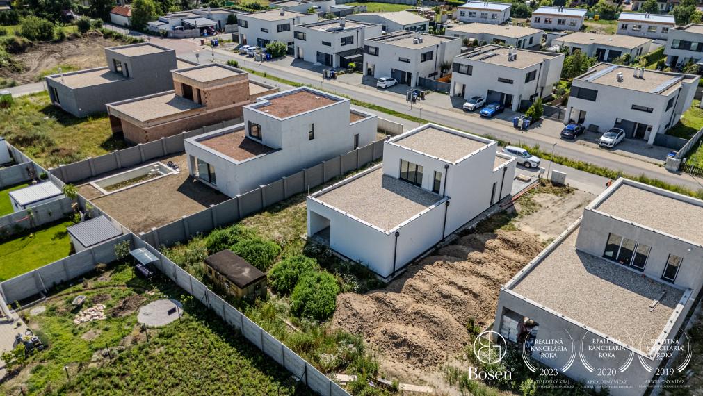 BOSEN | dvojpodlažný 5 izbový skolaudovaný RD v Miloslavove