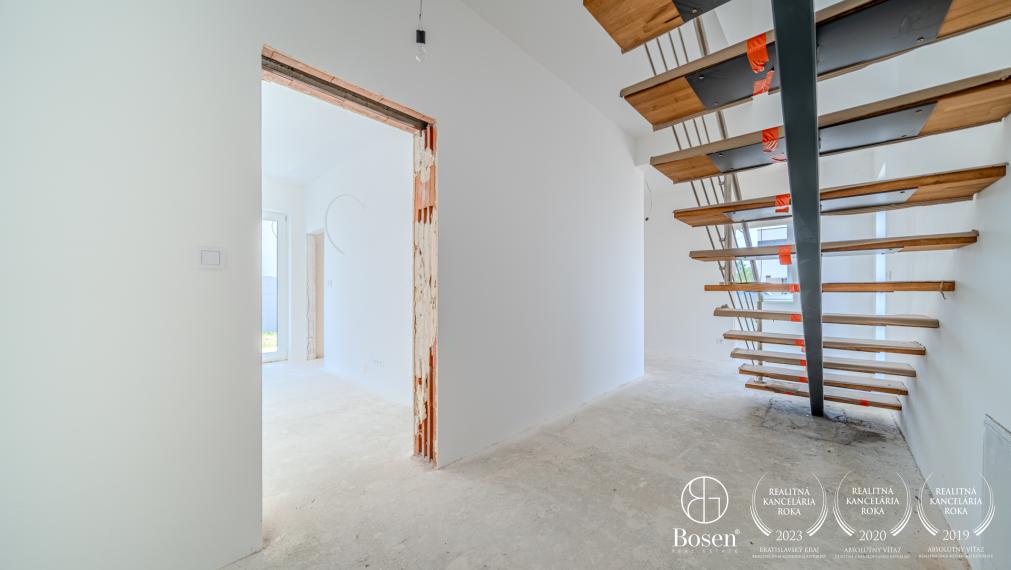 BOSEN | dvojpodlažný 5 izbový skolaudovaný RD v Miloslavove