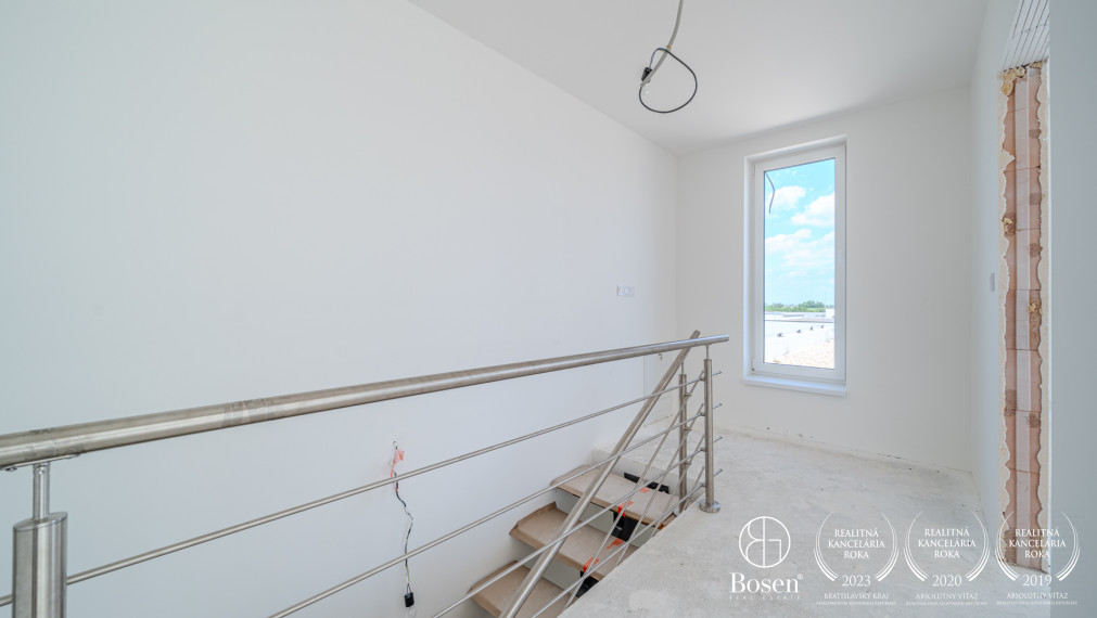 BOSEN | dvojpodlažný 5 izbový skolaudovaný RD v Miloslavove