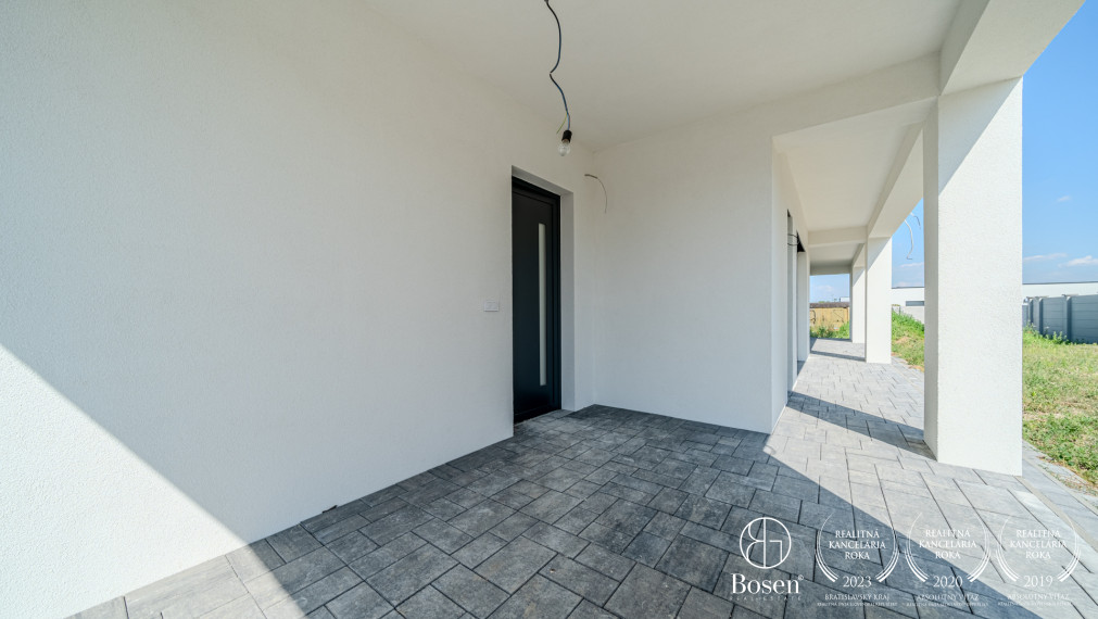 BOSEN | dvojpodlažný 5 izbový skolaudovaný RD v Miloslavove