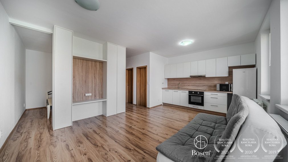 BOSEN | Prenájom 1-izbový byt s parkovacím statím