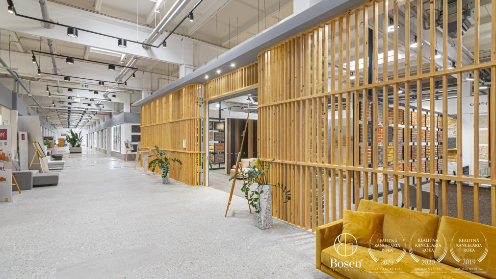 BOSEN | Obchodný priestor v New Living Center, 213 m2, Rožňavská ul.