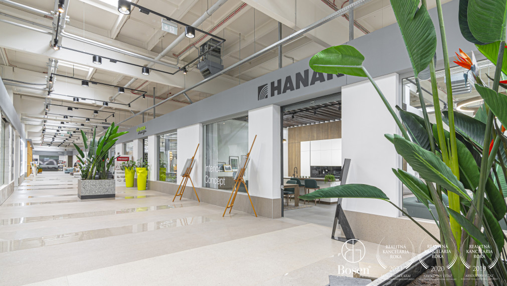 BOSEN | Obchodný priestor v New Living Center, 213 m2, Rožňavská ul.