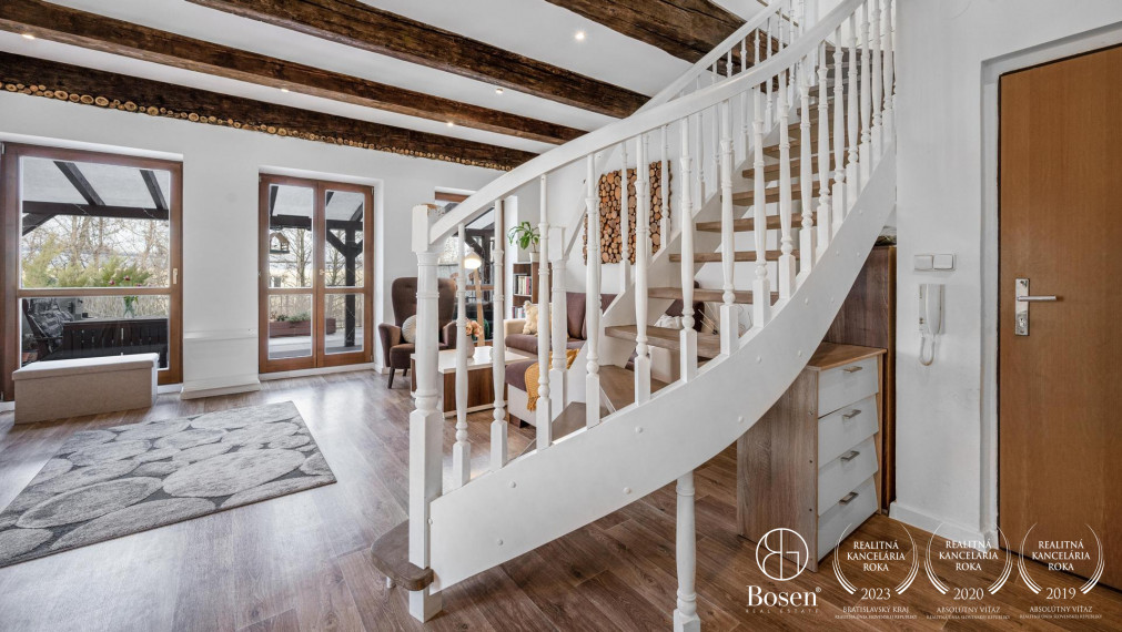 PERNAJATÉ - BOSEN | 3 izbový mezonet s parkovacím státím a garážou, na prenájom, Bernolákovo