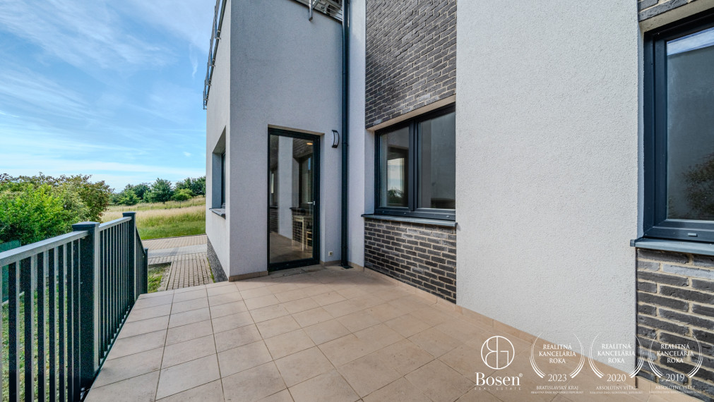 REZERVOVANÉ - BOSEN | 4-izbový byt so záhradou a parkovacím státím, Marianka, 82 m²