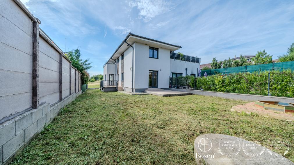 REZERVOVANÉ - BOSEN | 4-izbový byt so záhradou a parkovacím státím, Marianka, 82 m²