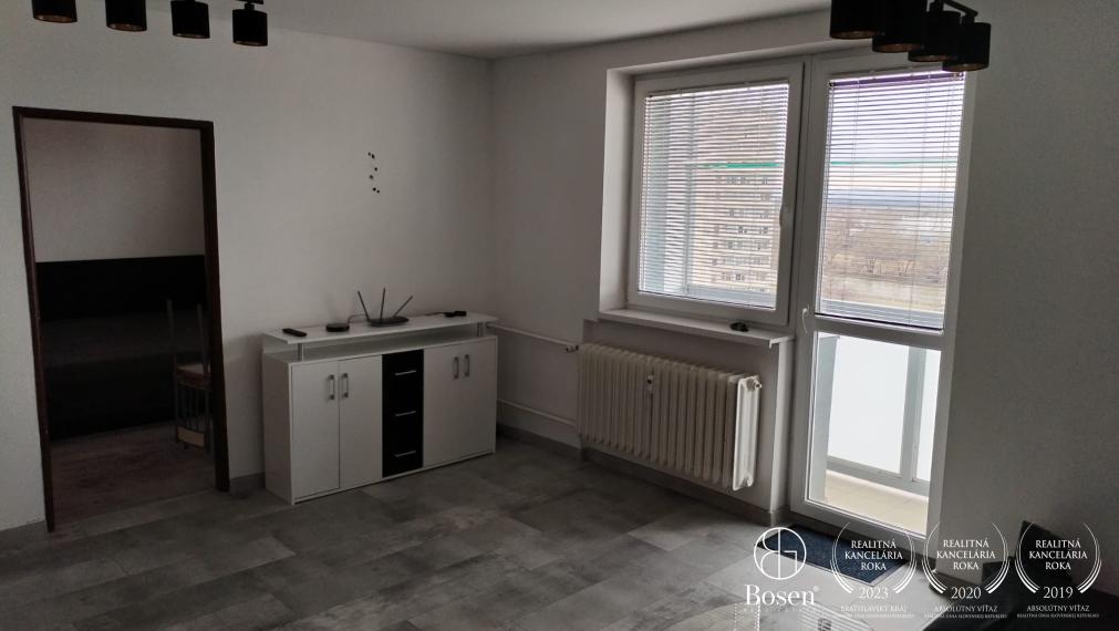 BOSEN | na prenájom Moderný a priestranný 2-izbový byt v centre mesta Hlohovec