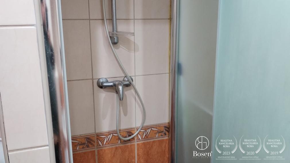 BOSEN | na prenájom Moderný a priestranný 2-izbový byt v centre mesta Hlohovec