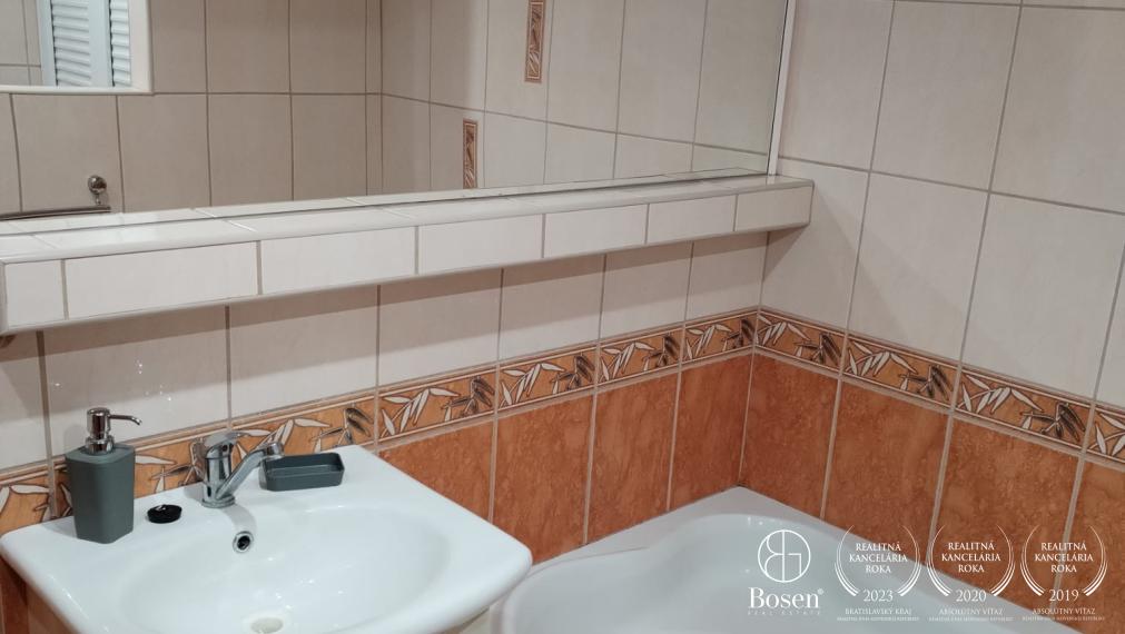 BOSEN | na prenájom Moderný a priestranný 2-izbový byt v centre mesta Hlohovec