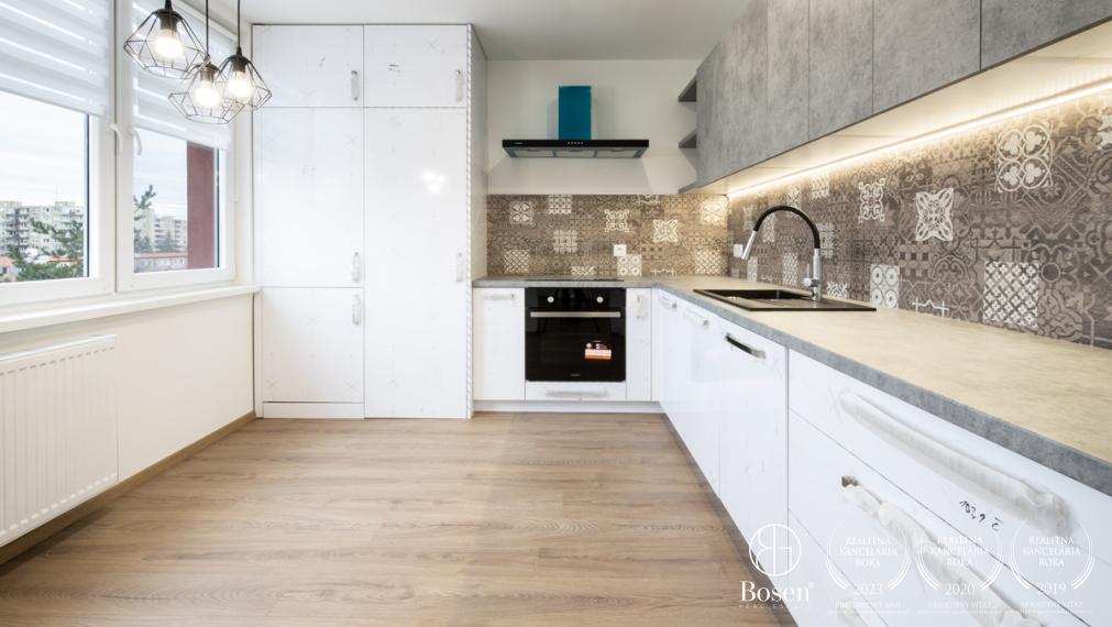 BOSEN | 3 izbový byt, 82 m2, prerobený s klimatizáciou, Nové Zámky