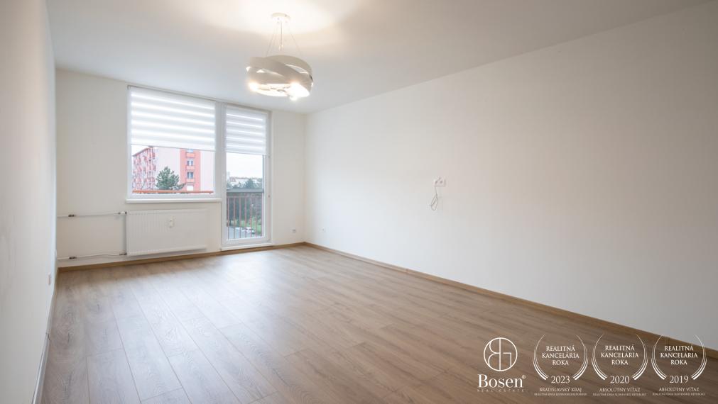 BOSEN | 3 izbový byt, 82 m2, prerobený s klimatizáciou, Nové Zámky