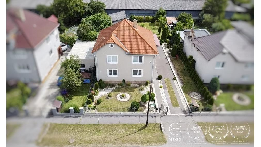 BOSEN | Rezervované, poschodový rodinný dom, Fiľakovo, 800m2