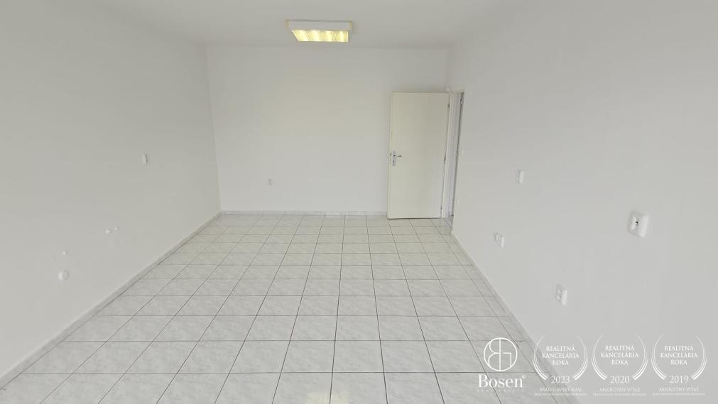 BOSEN | Prenájom kancelárskych priestorov_41 m2 v centre mesta Dunajská Streda