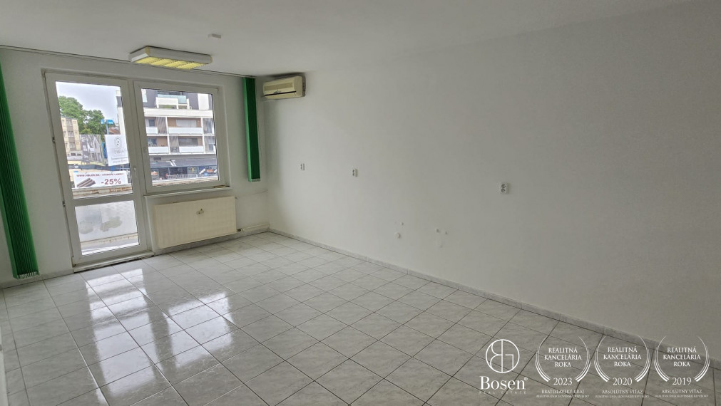 BOSEN | Prenájom kancelárskych priestorov_41 m2 v centre mesta Dunajská Streda