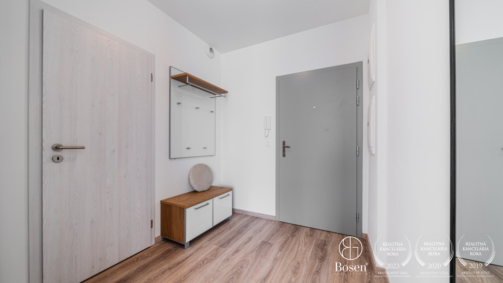 BOSEN | PRENAJATÉ 2 izbový priestranný zariadený byt na prenájom, Bratislava