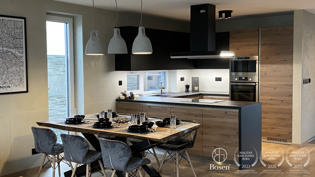 PREDANÉ - BOSEN | 4 izbový rodinný dom pri hrádzi, Hamuliakovo