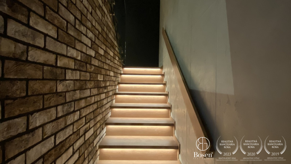 PREDANÉ - BOSEN | 4 izbový rodinný dom pri hrádzi, Hamuliakovo