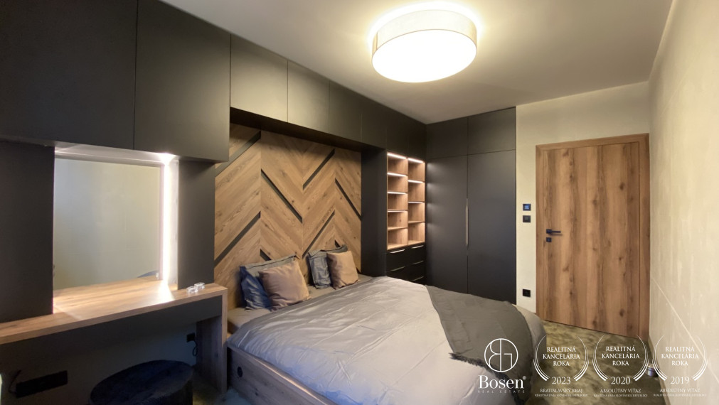 PREDANÉ - BOSEN | 4 izbový rodinný dom pri hrádzi, Hamuliakovo