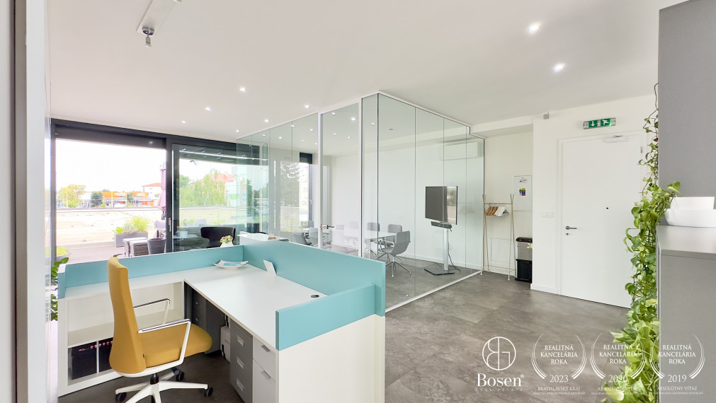 BOSEN | Nadštandardny kancelársky priestor ihneď k užívaniu, VILLAGGIO, 124m2