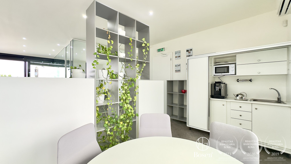 BOSEN | Nadštandardny kancelársky priestor ihneď k užívaniu, VILLAGGIO, 124m2