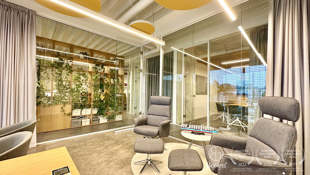 BOSEN | Nadštandardny kancelársky priestor ihneď k užívaniu, VILLAGGIO, 124m2