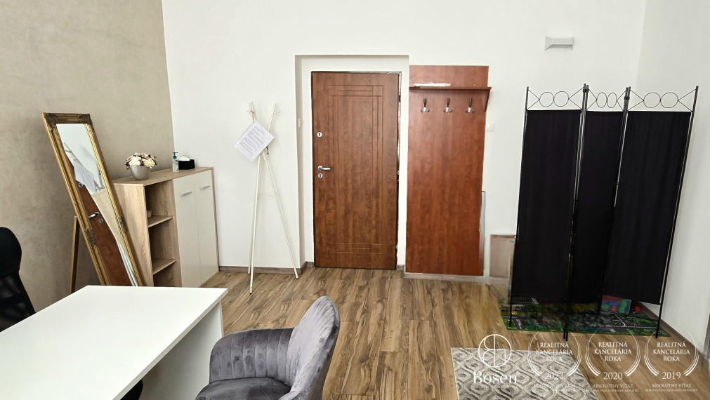 BOSEN | Prenájom kancelárskeho priestoru_25 m2 v centre mesta Dunajská Streda