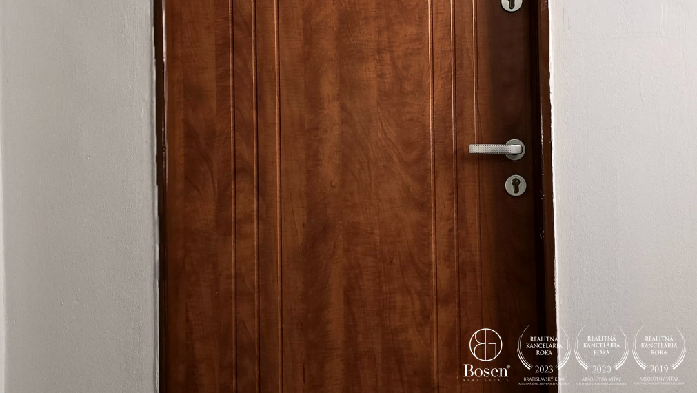 BOSEN | Prenájom kancelárskeho priestoru_25 m2 v centre mesta Dunajská Streda