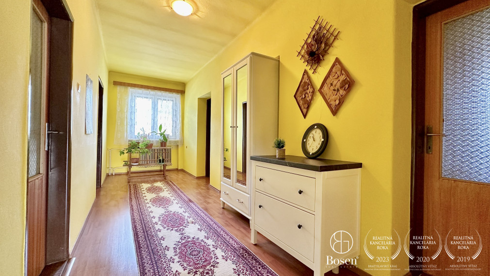 BOSEN | NOVÁ CENA, Rodinný dom v krásnom prostredí.