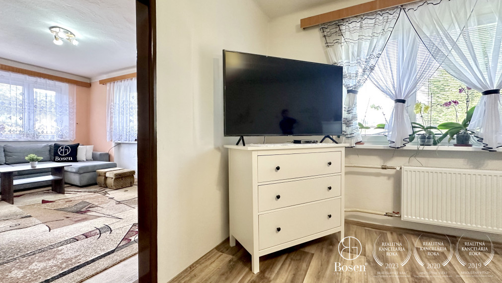 BOSEN | NOVÁ CENA, Rodinný dom v krásnom prostredí.