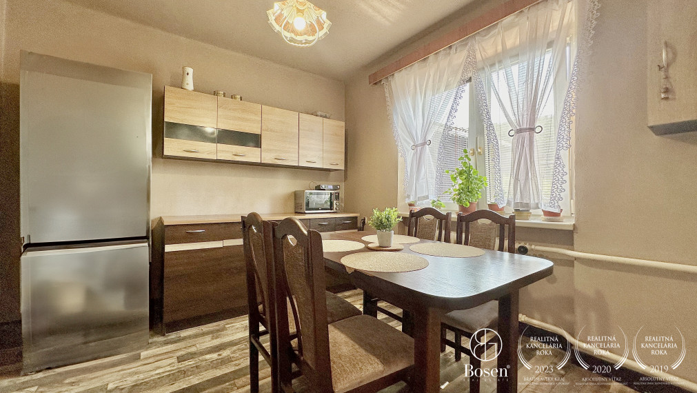 BOSEN | NOVÁ CENA, Rodinný dom v krásnom prostredí.