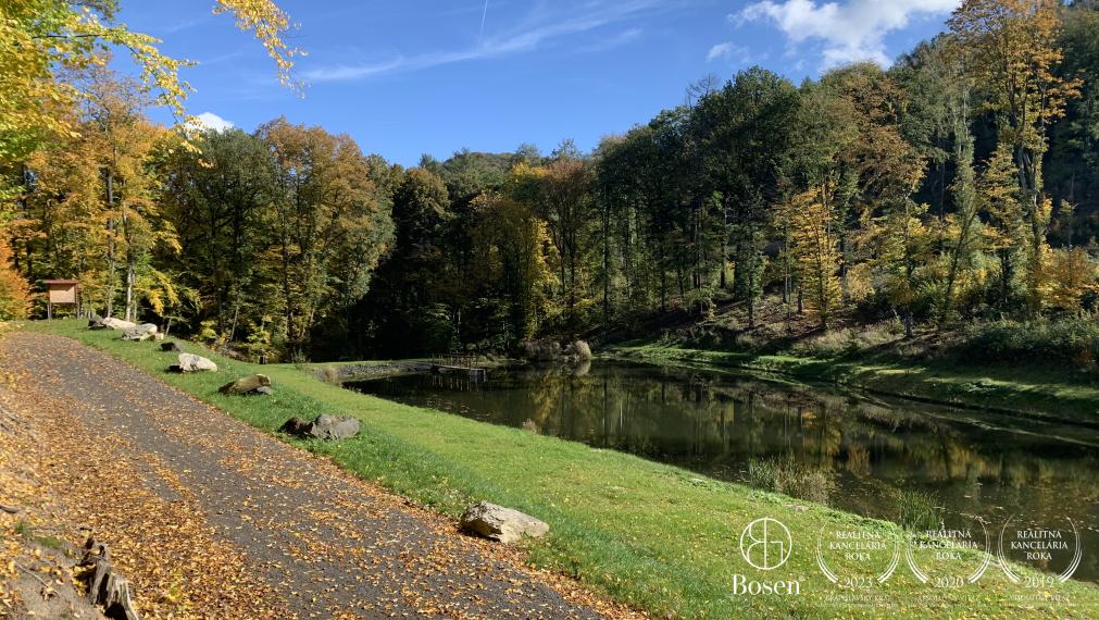 BOSEN | Stavebný pozemok, 35 min od Prahy, nádherné okolie, Bořislav, 2579 m2