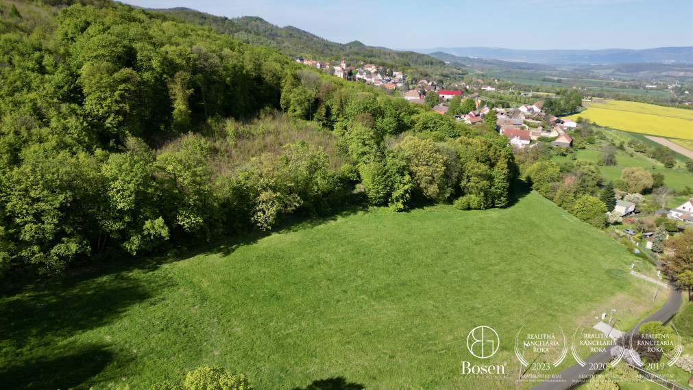 BOSEN | Stavebný pozemok, 35 min od Prahy, nádherné okolie, Bořislav, 2579 m2